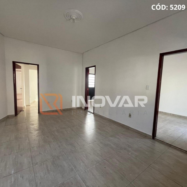 Centro, 2 Quartos Quartos, ,1 BanheiroBanheiros,Casa,Aluguel,0,1395