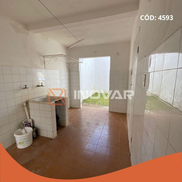 Centro, 2 Quartos Quartos, 1 Sala Salas,3 BanheirosBanheiros,Casa,Aluguel,0,1031